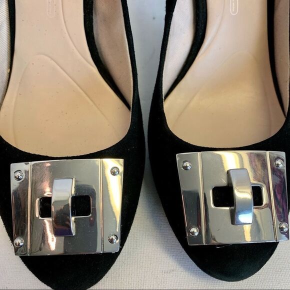 ROCKPORT Black Key Lock Suede Pump Sz 8.5 - Picture 5 of 9